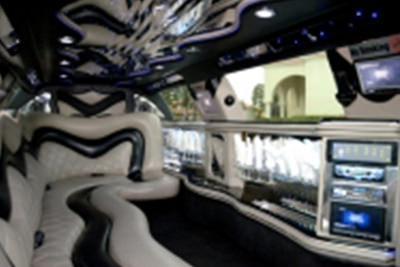 San Diego Party Bus Also Has Limo Service!